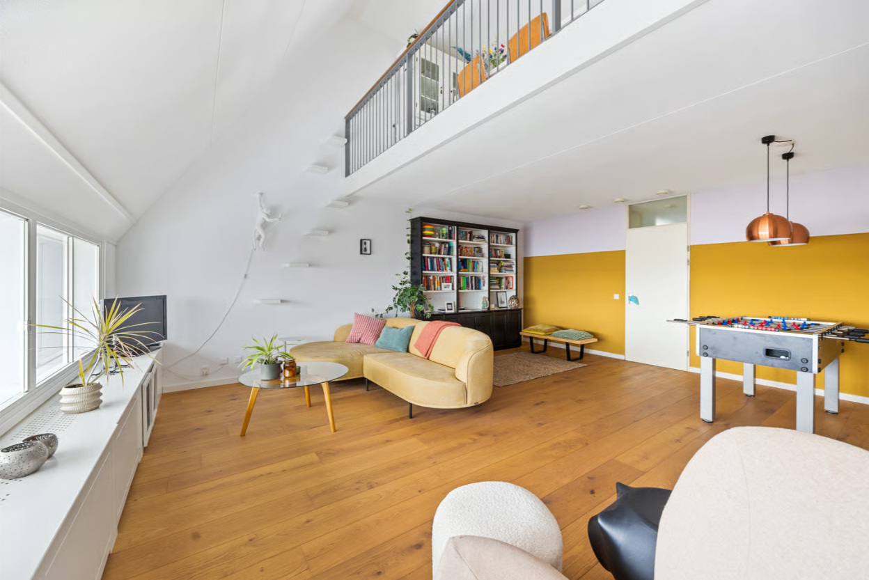 PURCHASED by Lindy Nikken Real Estate