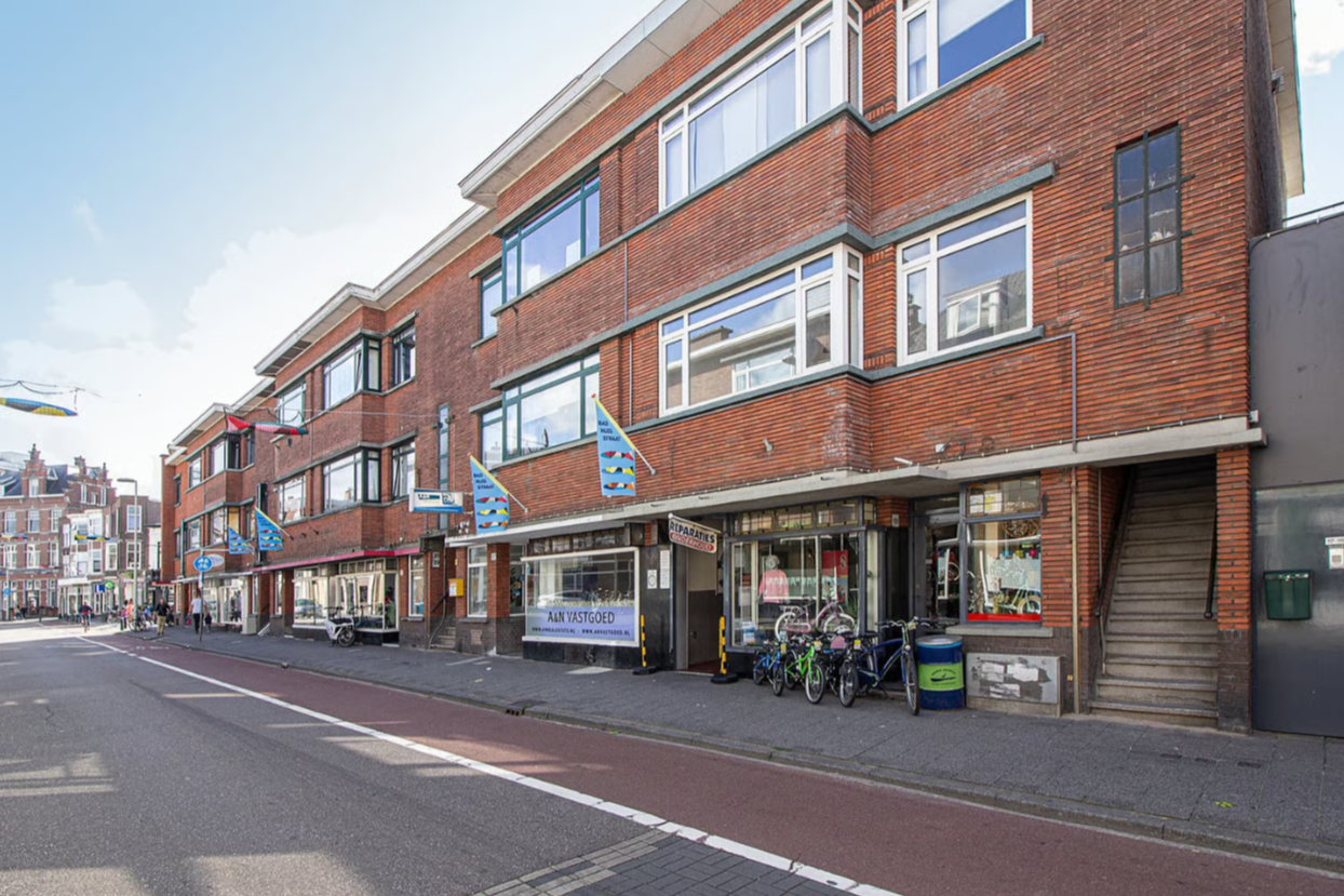 Badhuisstraat 123 FOR SALE