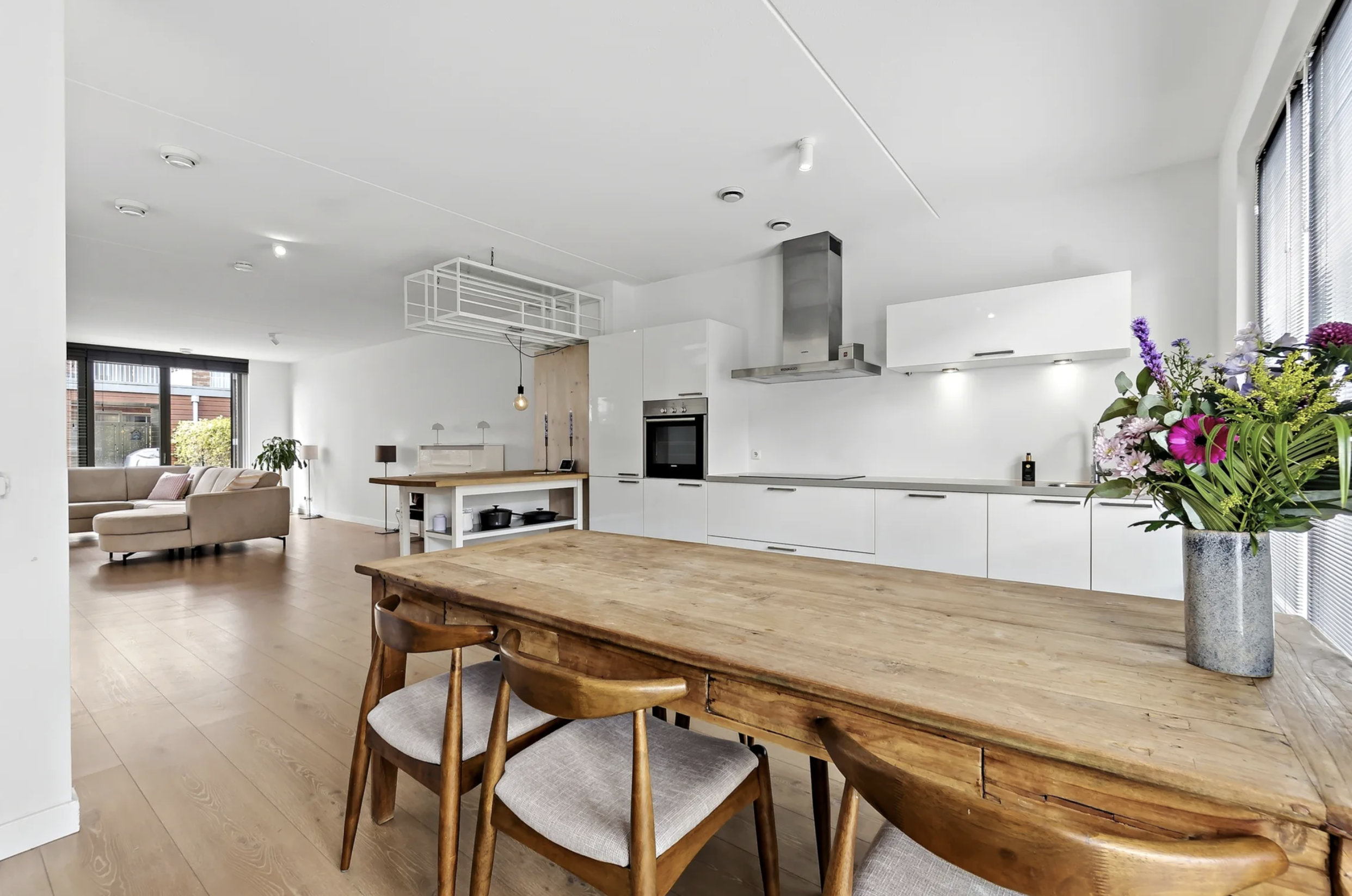 PURCHASED by Lindy Nikken Real Estate